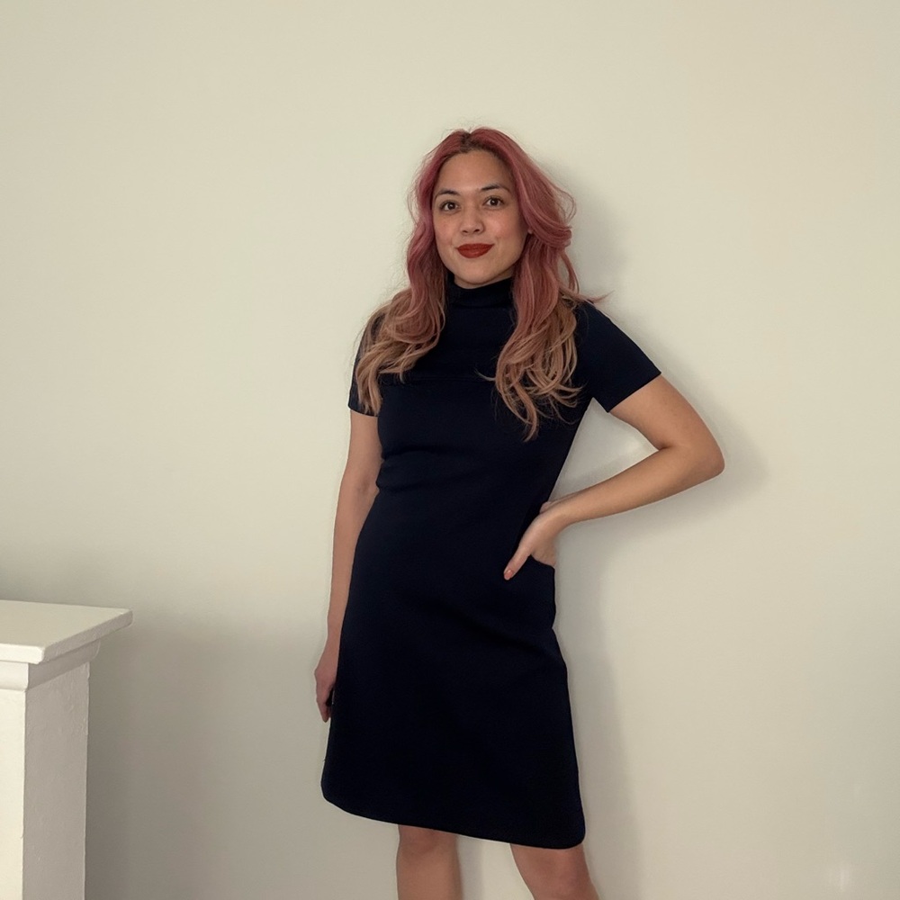 VINTAGE 60s Mod Navy Short Sleeve Mock Neck Shift Sheath Knit Dress